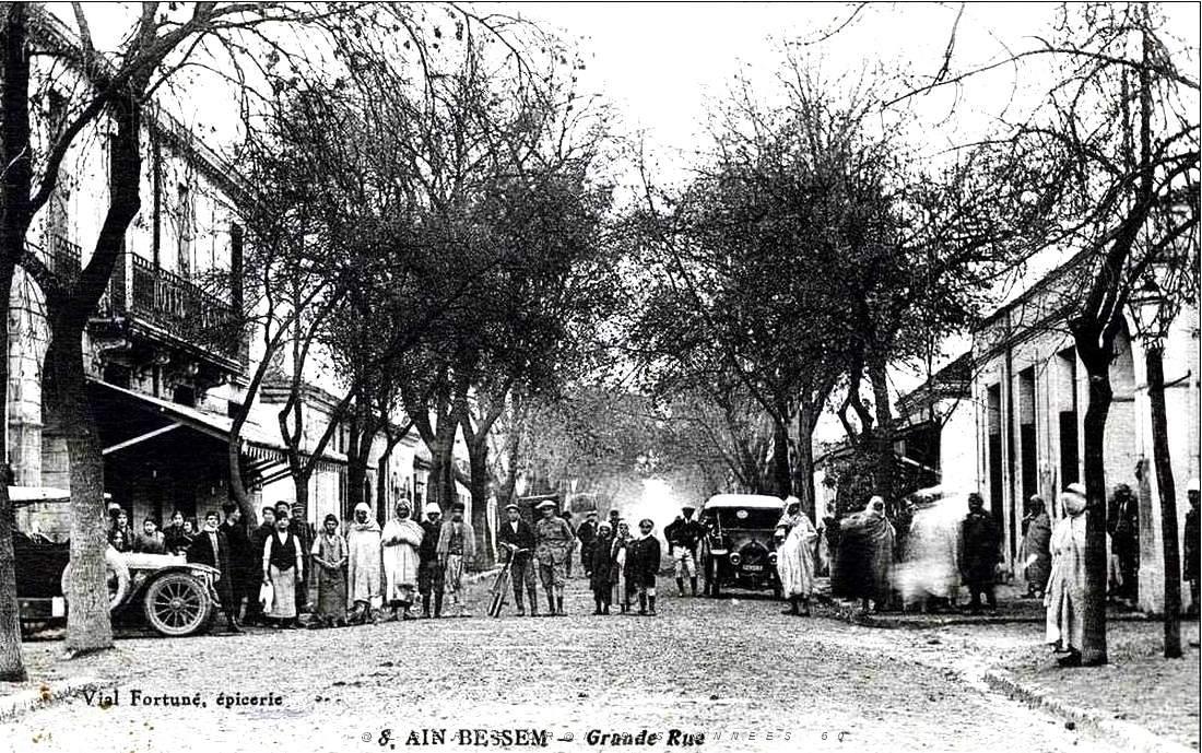 344- Ain Bessem - Grande rue.jpg